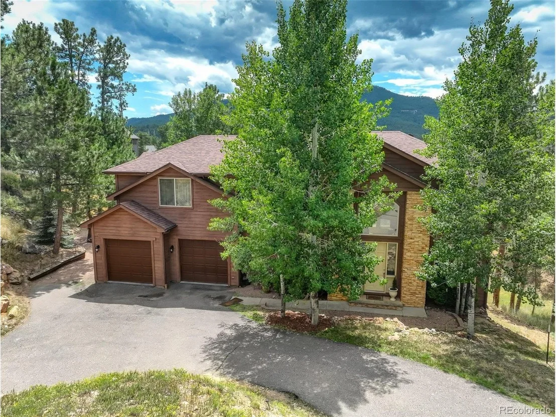 Photo of 26226 Sweetbriar Trl