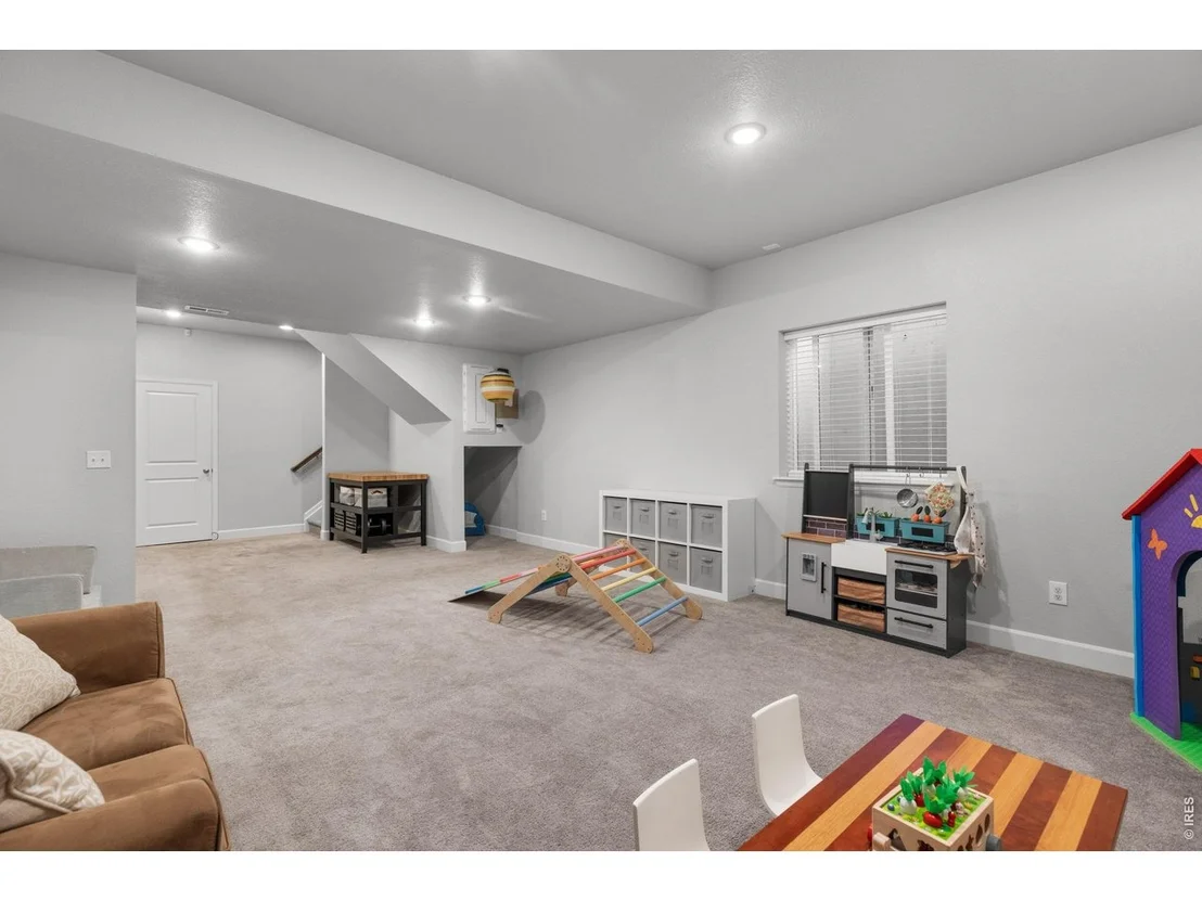 Photo of 16668 Prospect Ln