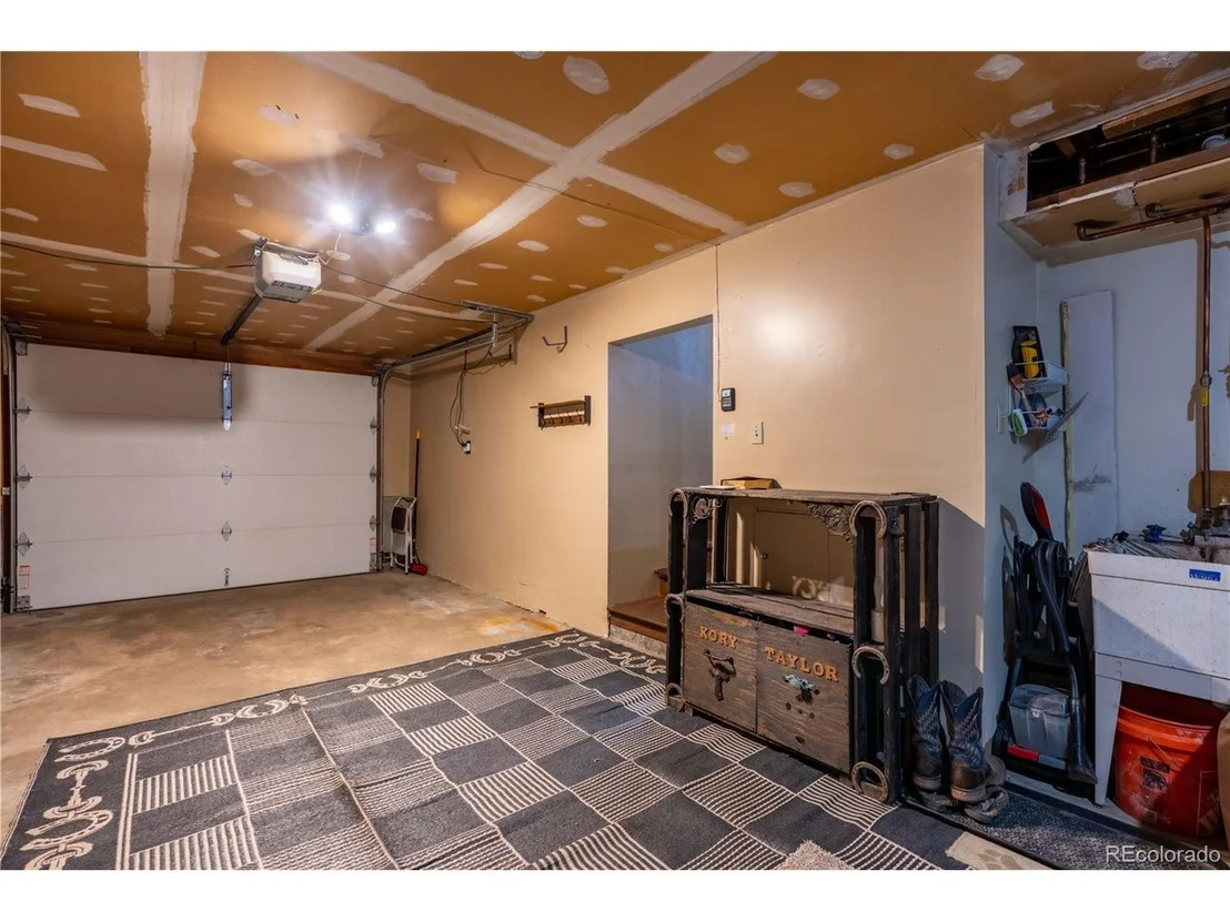 Photo of 43 Doe Cir