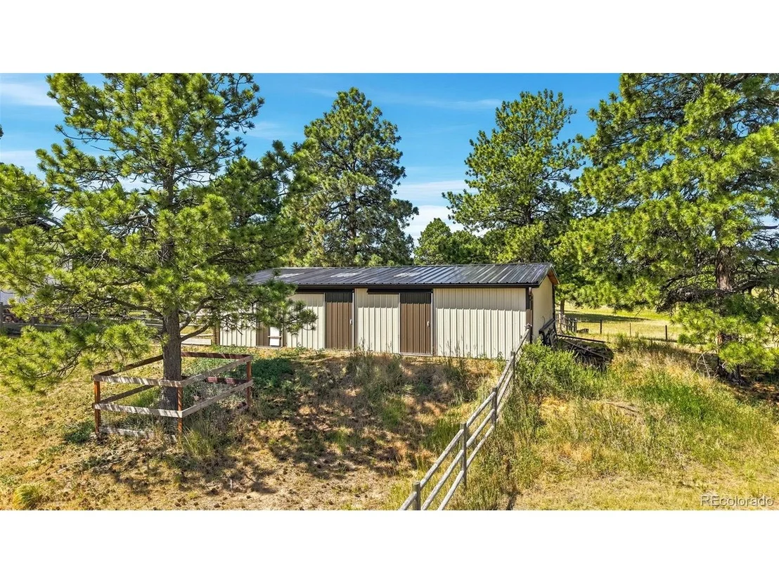 Photo of 2355 Pinto Trl