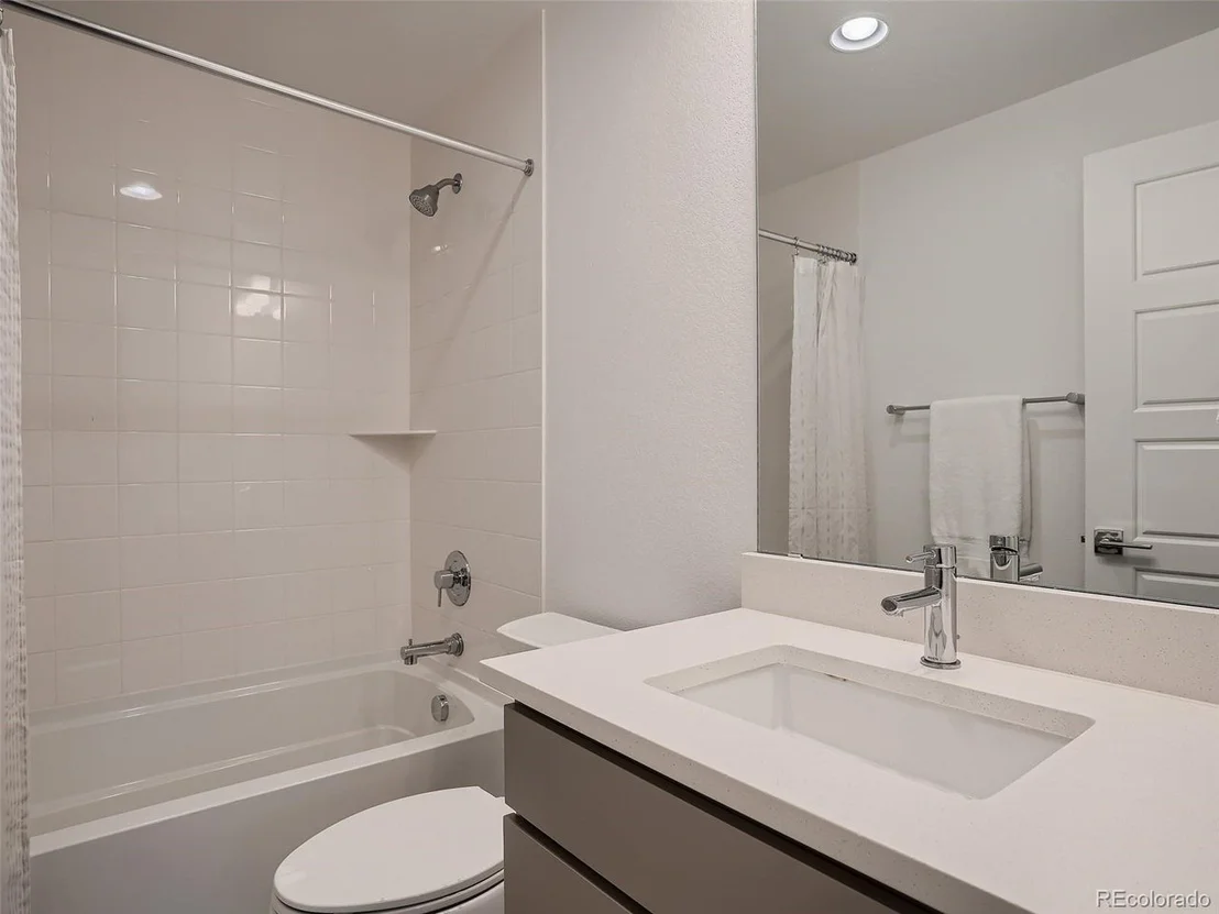 Photo of 11025 Sunshimmer Cir