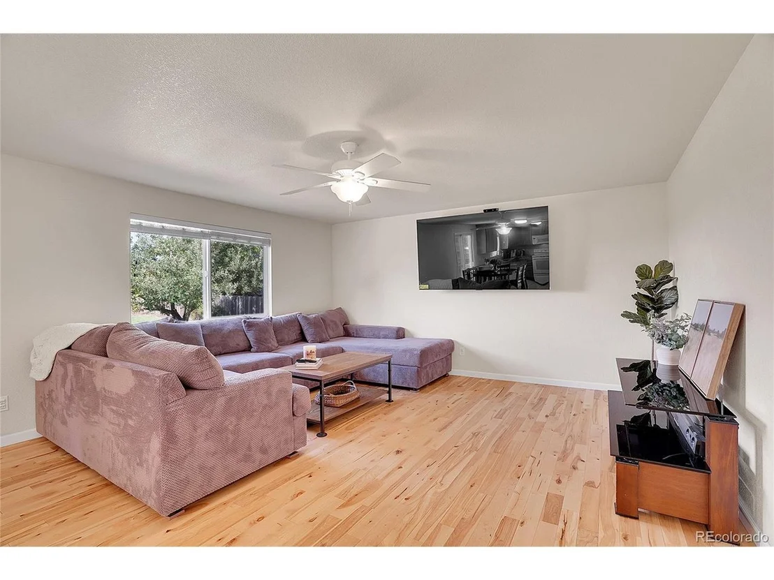 Photo of 4897 Wren Ct