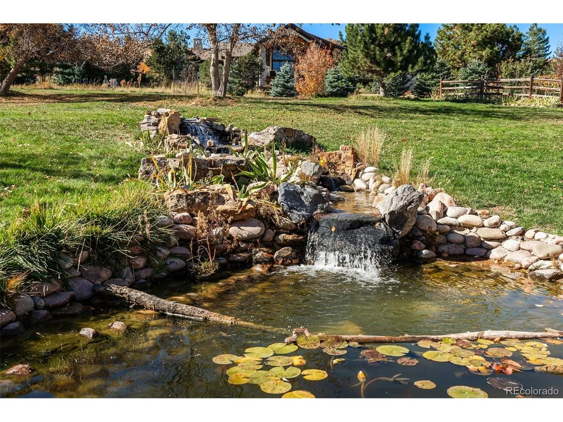 Photo of 6137 Colorow Dr