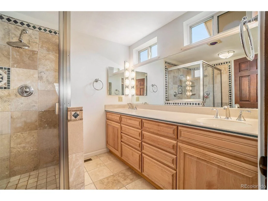 Photo of 2701 Pheasant Run