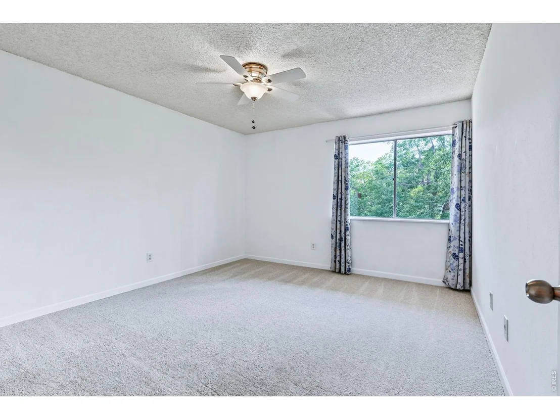 Photo of Unit 201 at 5126 Williams Fork Trl