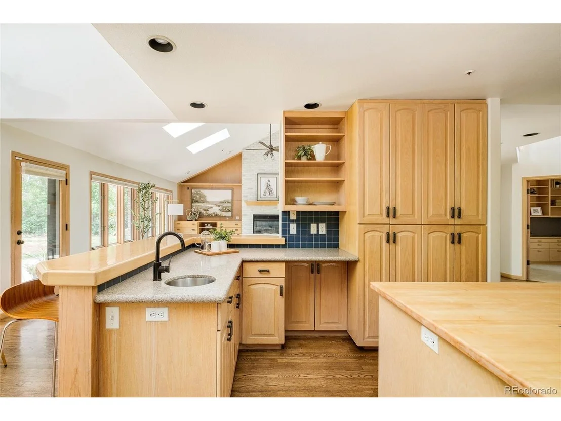 Photo of 1127 Juniper Ave