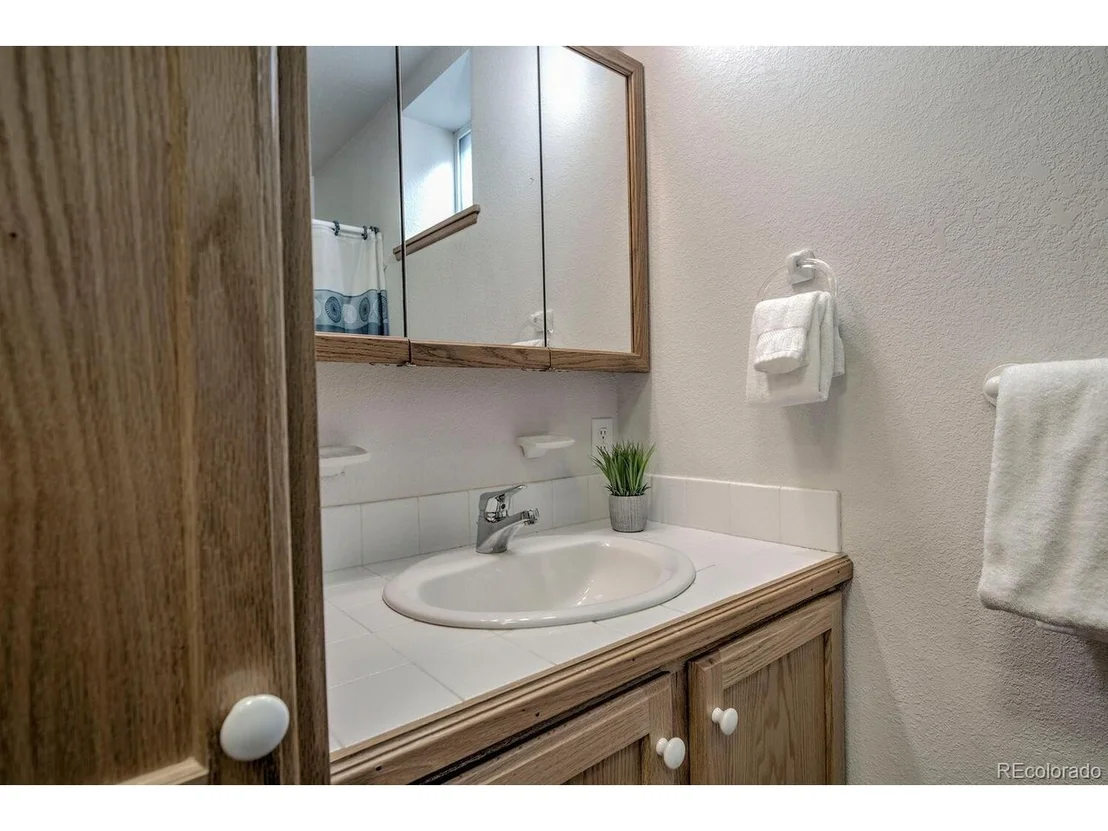 Photo of 154 Lakeside Dr