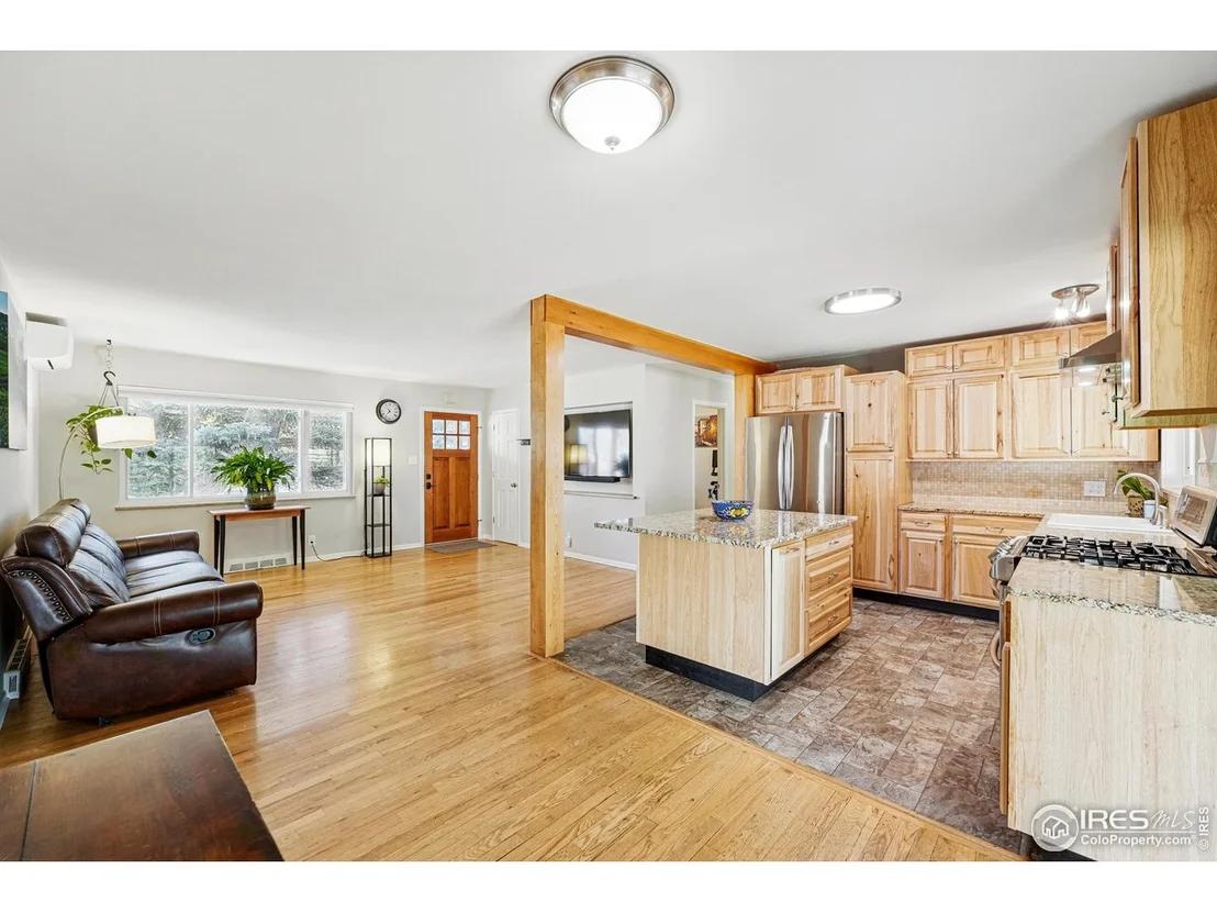 Photo of 175 S 32nd St
