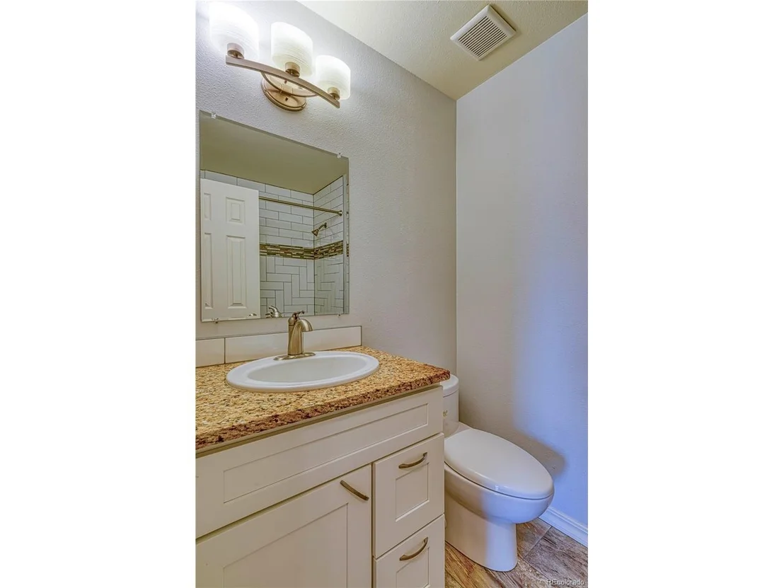 Photo of 6812 Blue Jay Dr