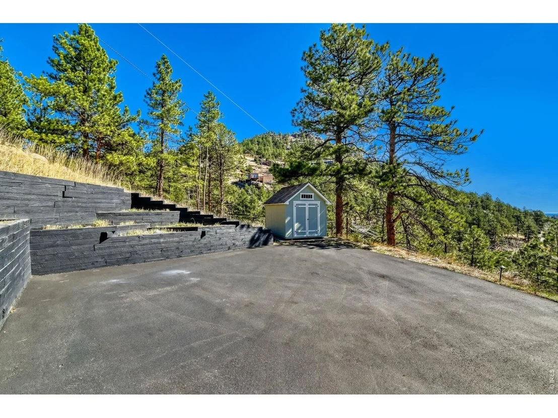 Photo of 3132 Linden Dr