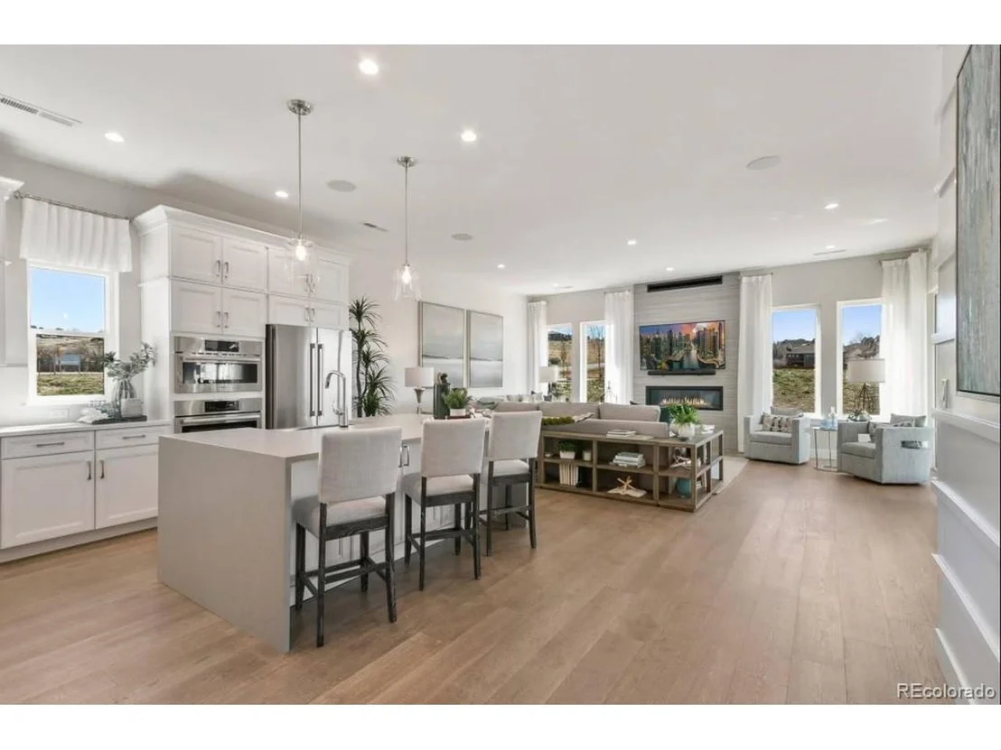 Photo of 1736 Barefoot Dr