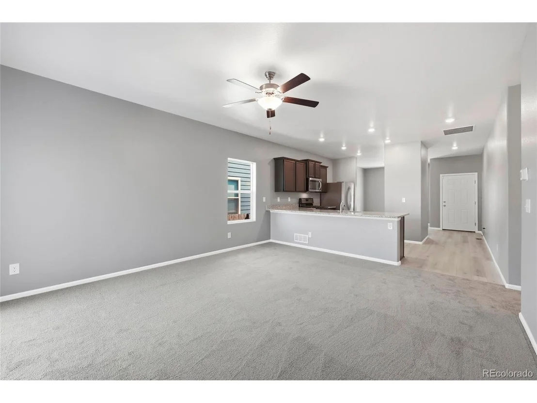 Photo of 389 Maple St