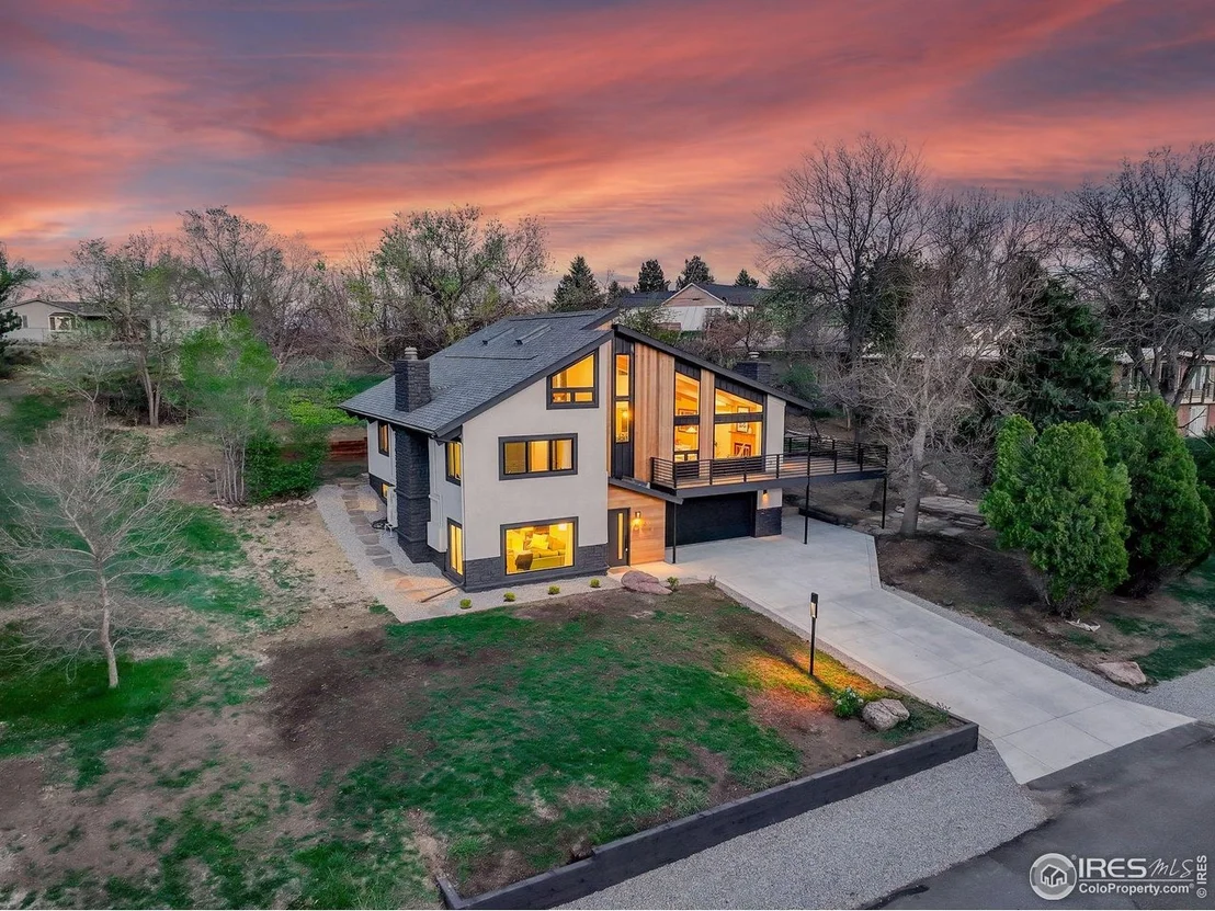Photo of 1048 Westview Dr