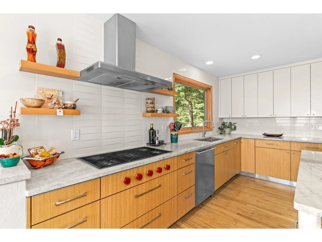 Photo of 716 Brook Rd