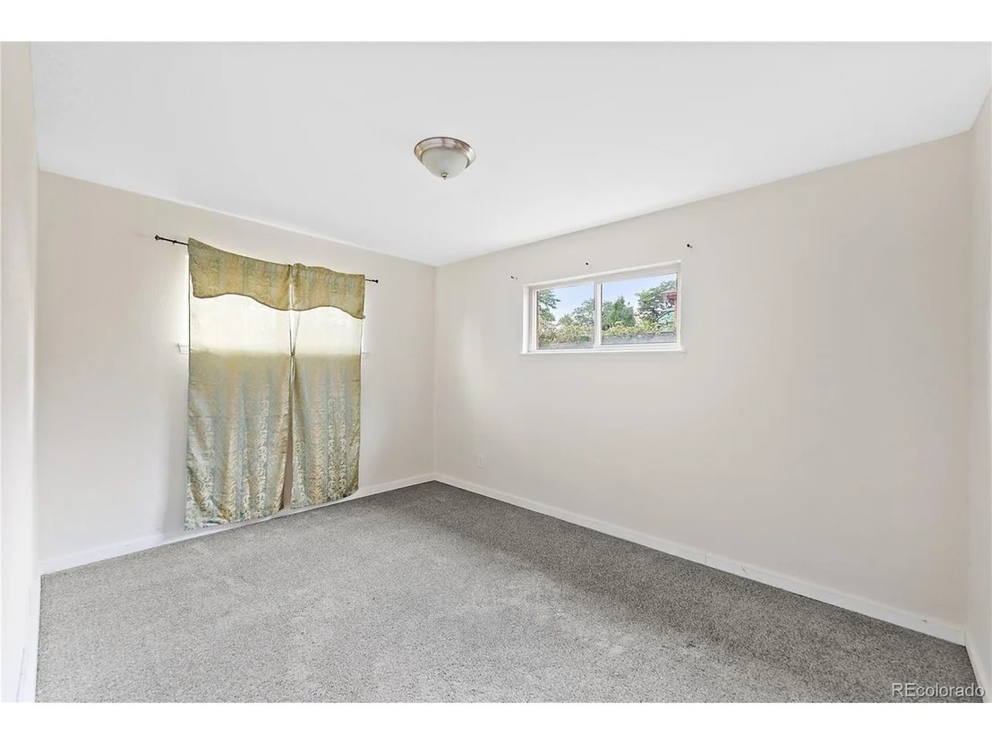 Photo of 9350 Hoffman Way