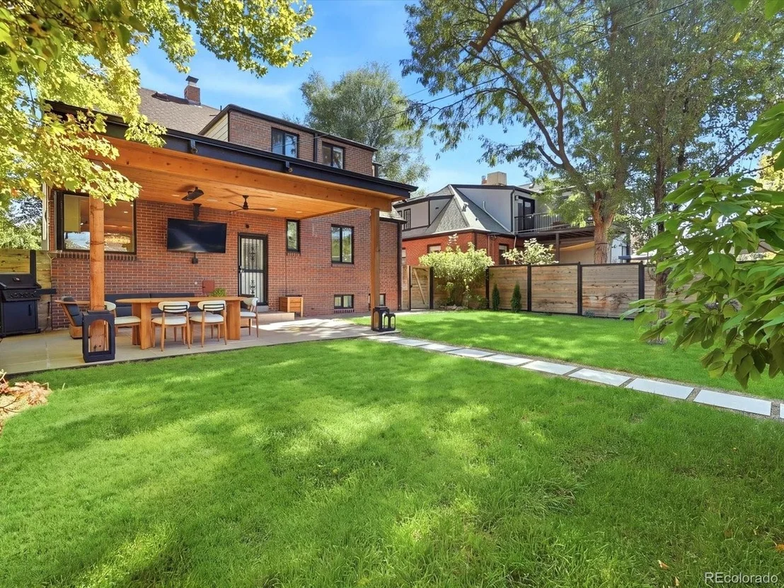 Photo of 2335 Kearney St