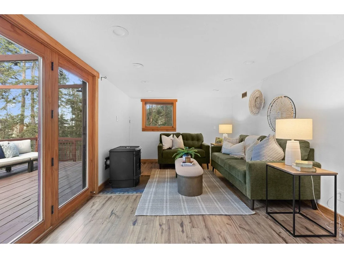 Photo of 1003 Eagle Dr