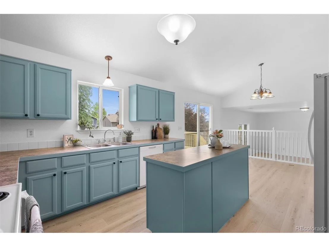 Photo of 92 Summit View Rd