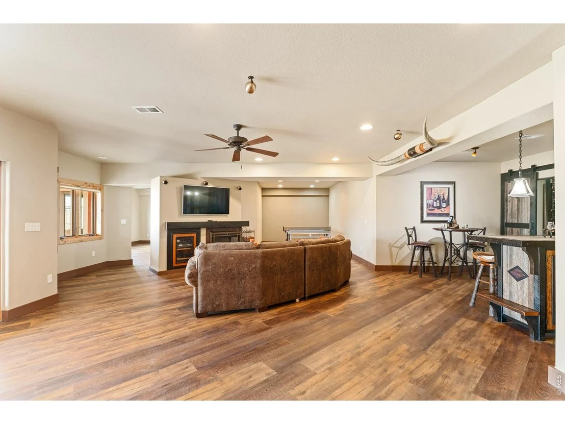 Photo of 3032 Center Ridge Dr