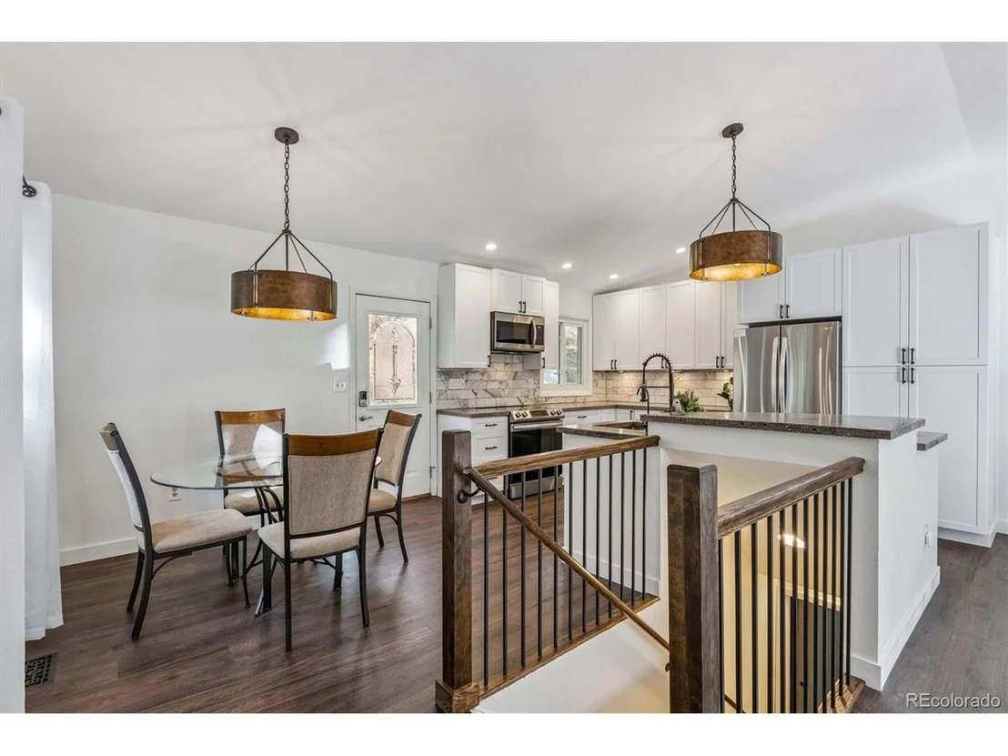 Photo of 94 Spring Ln