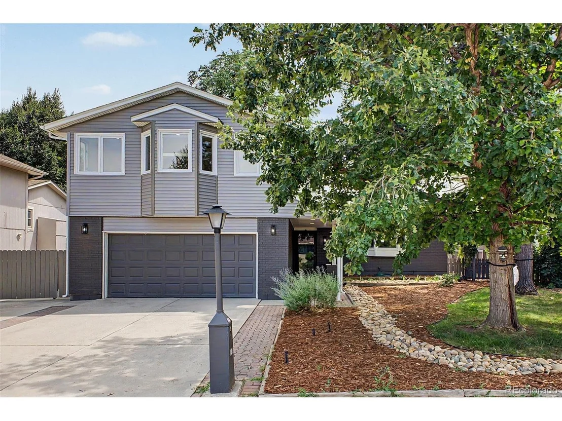 Photo of 2823 Humboldt Cir