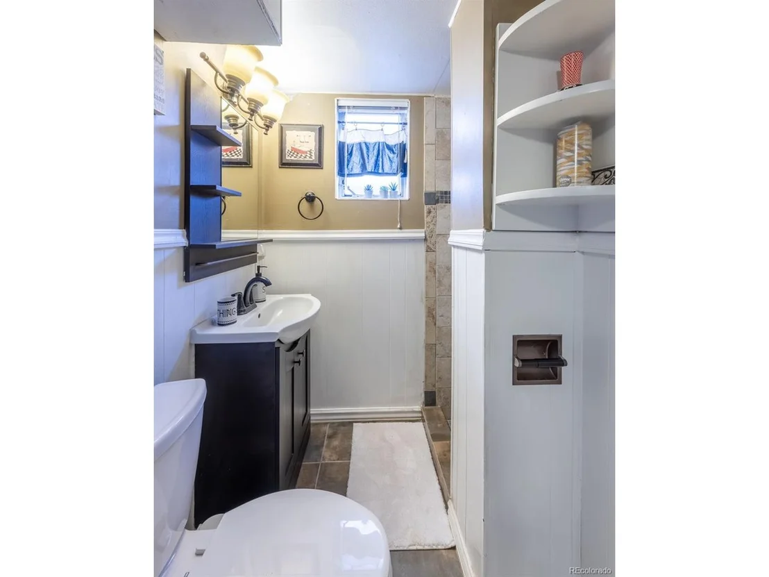 Photo of 704 5th St