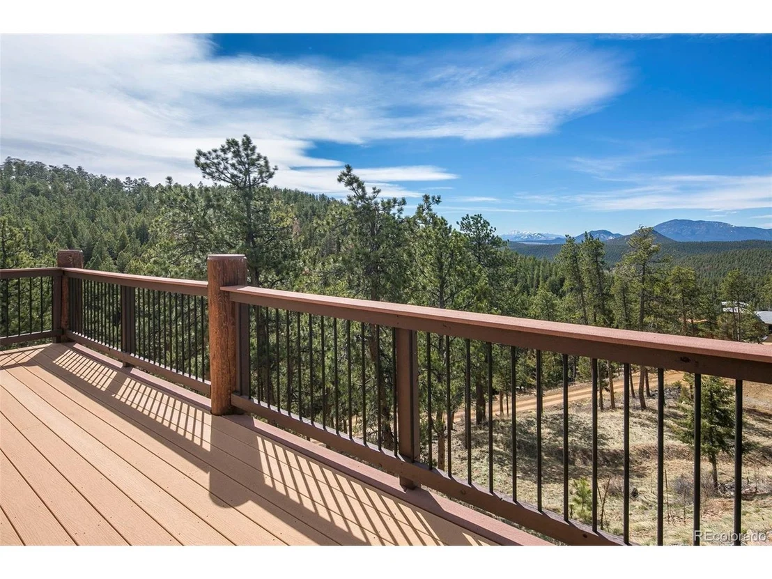 Photo of 25811 Rampart Ln