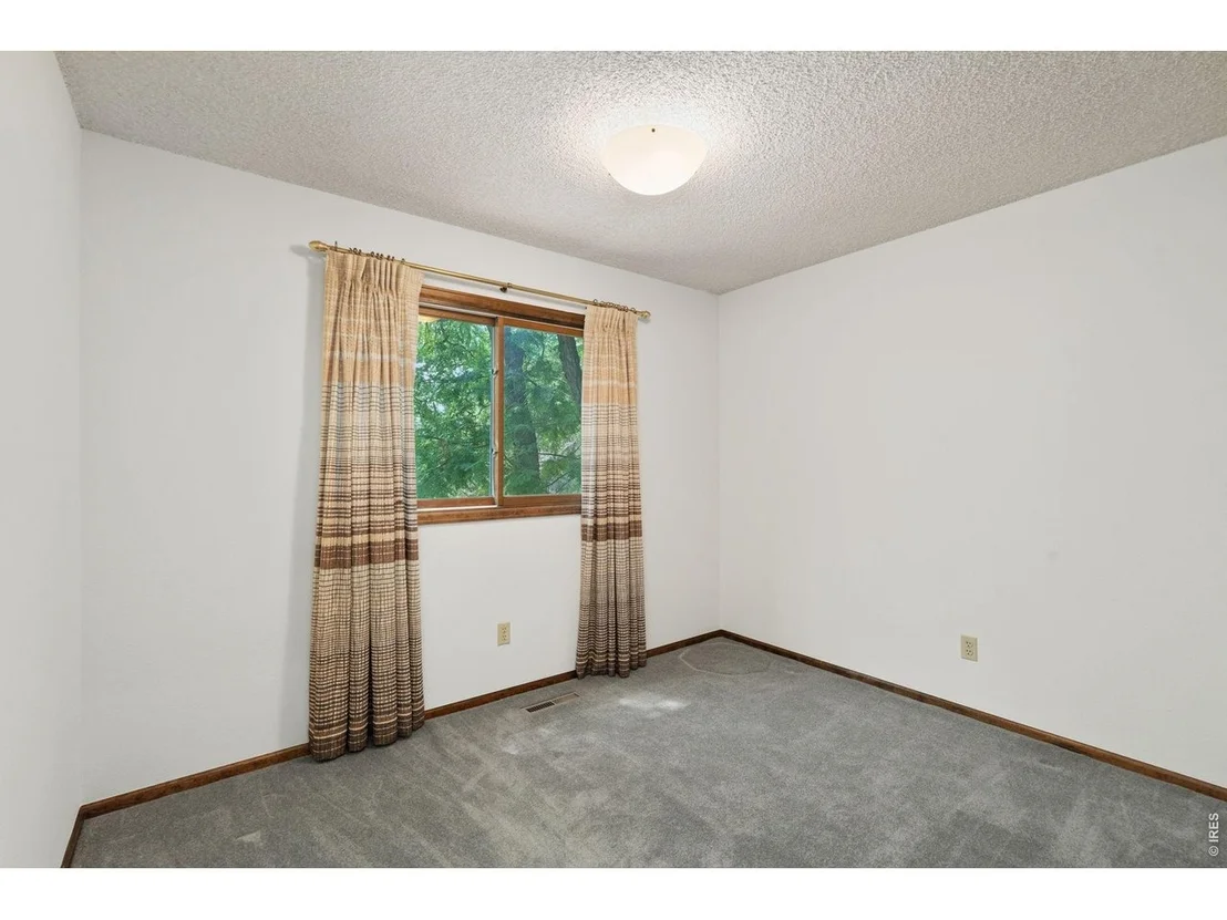 Photo of 1319 Centennial Rd
