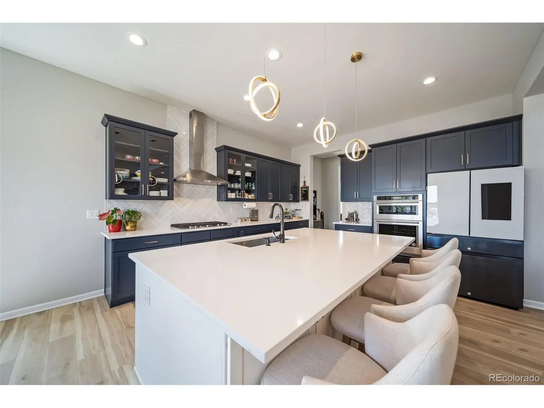 Photo of 5699 Amarosa Dr