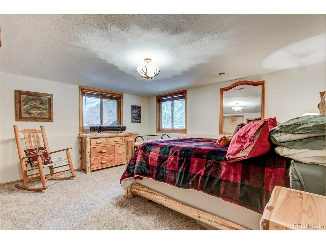 Photo of 9563 Corsair Dr
