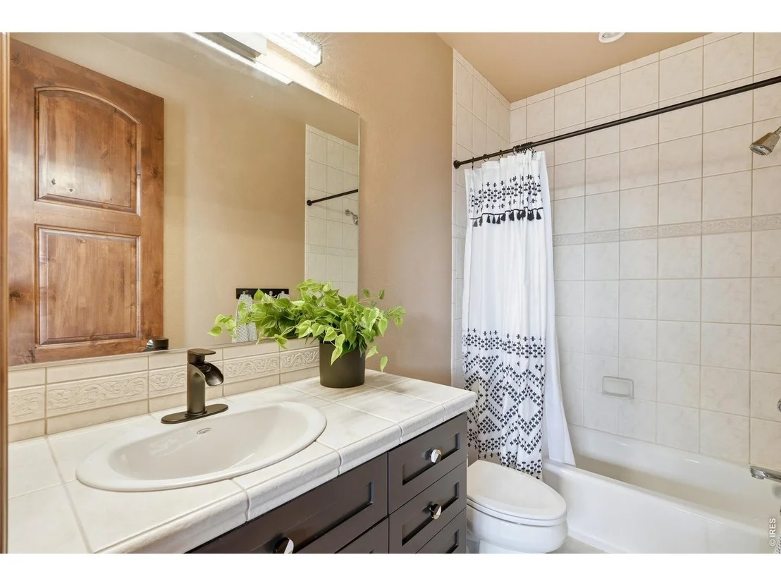 Photo of 1444 Onyx Cir