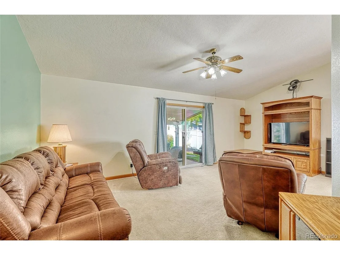 Photo of 311 52nd Ave