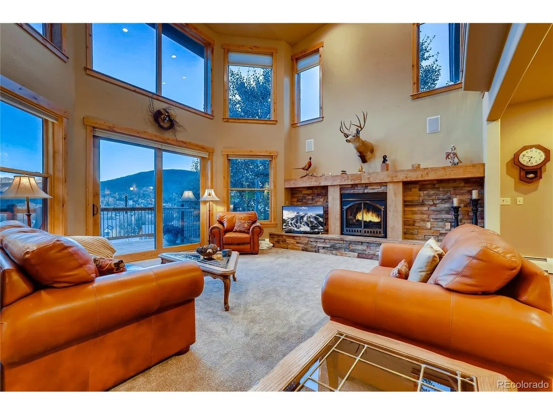 Photo of 146 Lone Wolf Ct