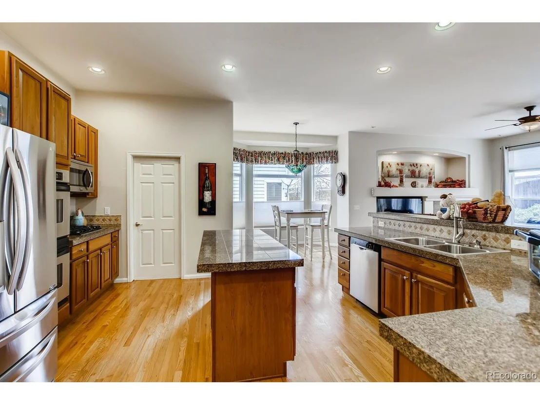Photo of 5974 Stagecoach Ave