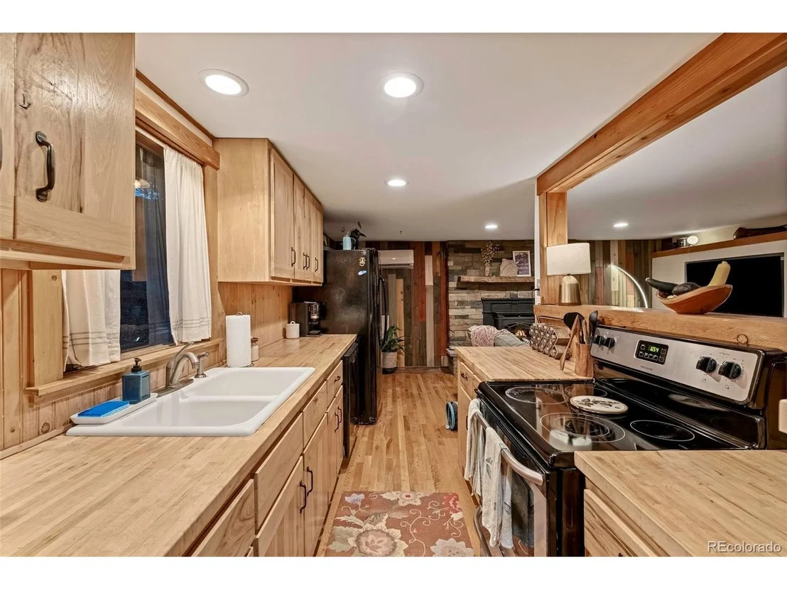 Photo of 27131 Log Trl