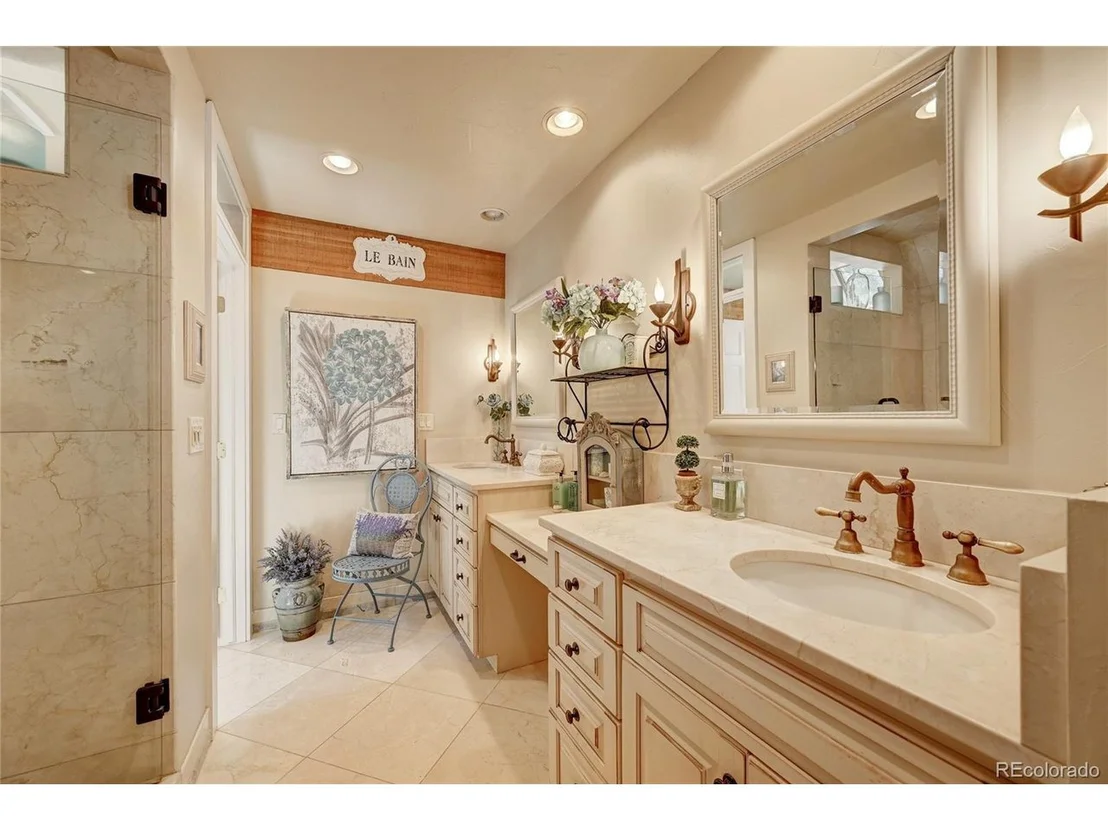 Photo of 5849 High Dr