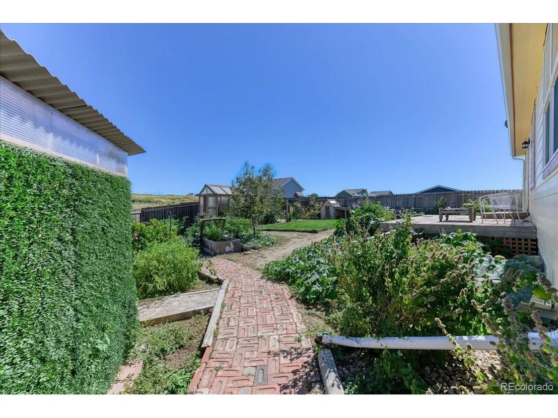 Photo of 1334 4th Ave