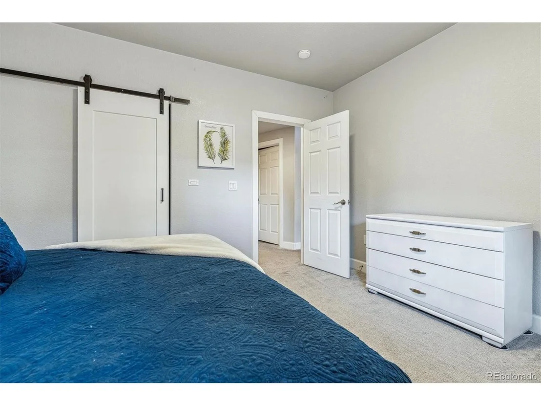 Photo of 15162 Jakarta Cir