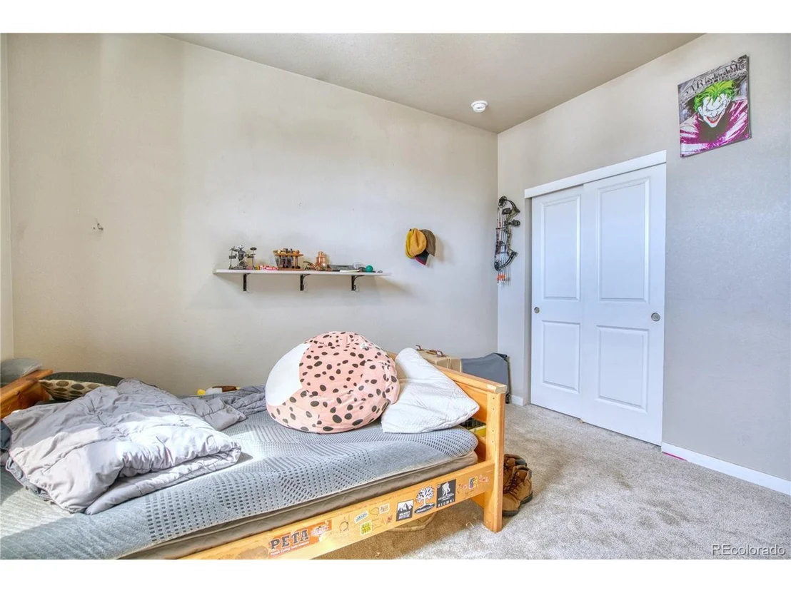 Photo of 345 Foxtail Dr