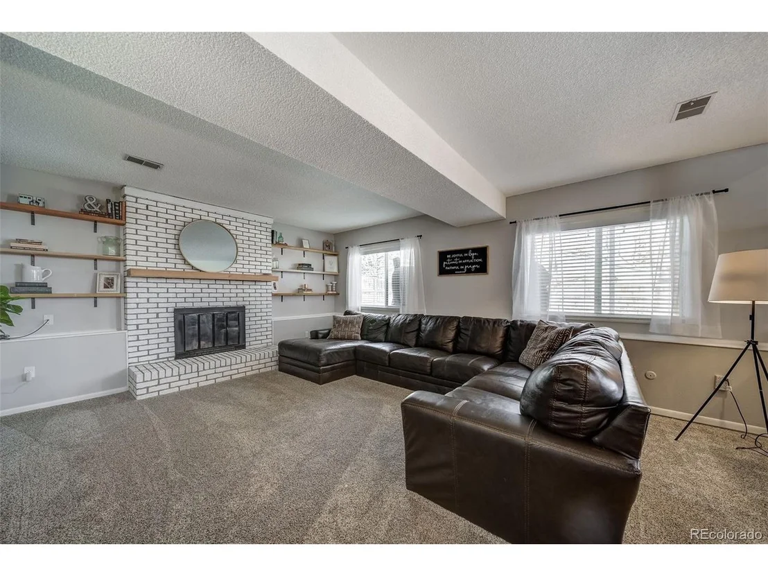 Photo of 9601 Sierra Dr