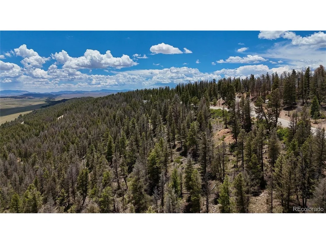 Photo of 1396 Middle Fork Vis