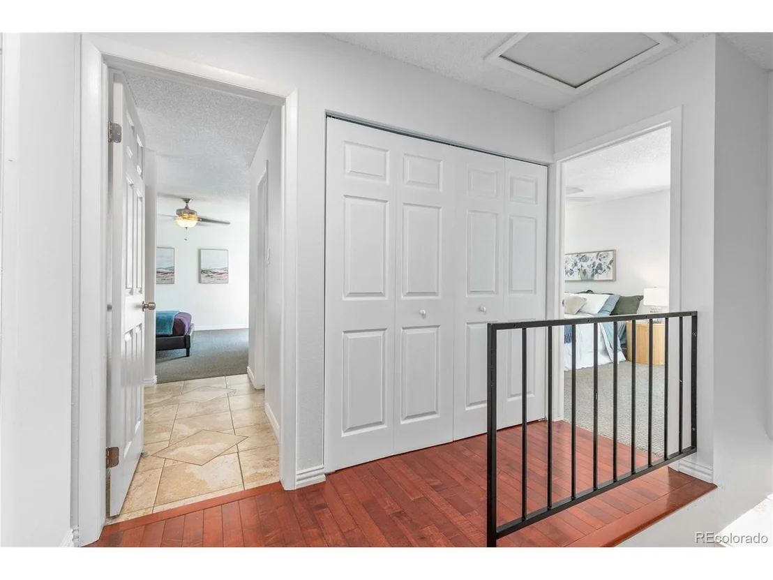 Photo of 5633 W 71st Pl