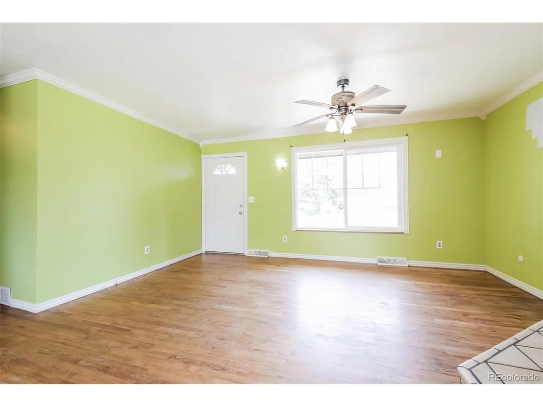 Photo of 3400 Mowry Pl