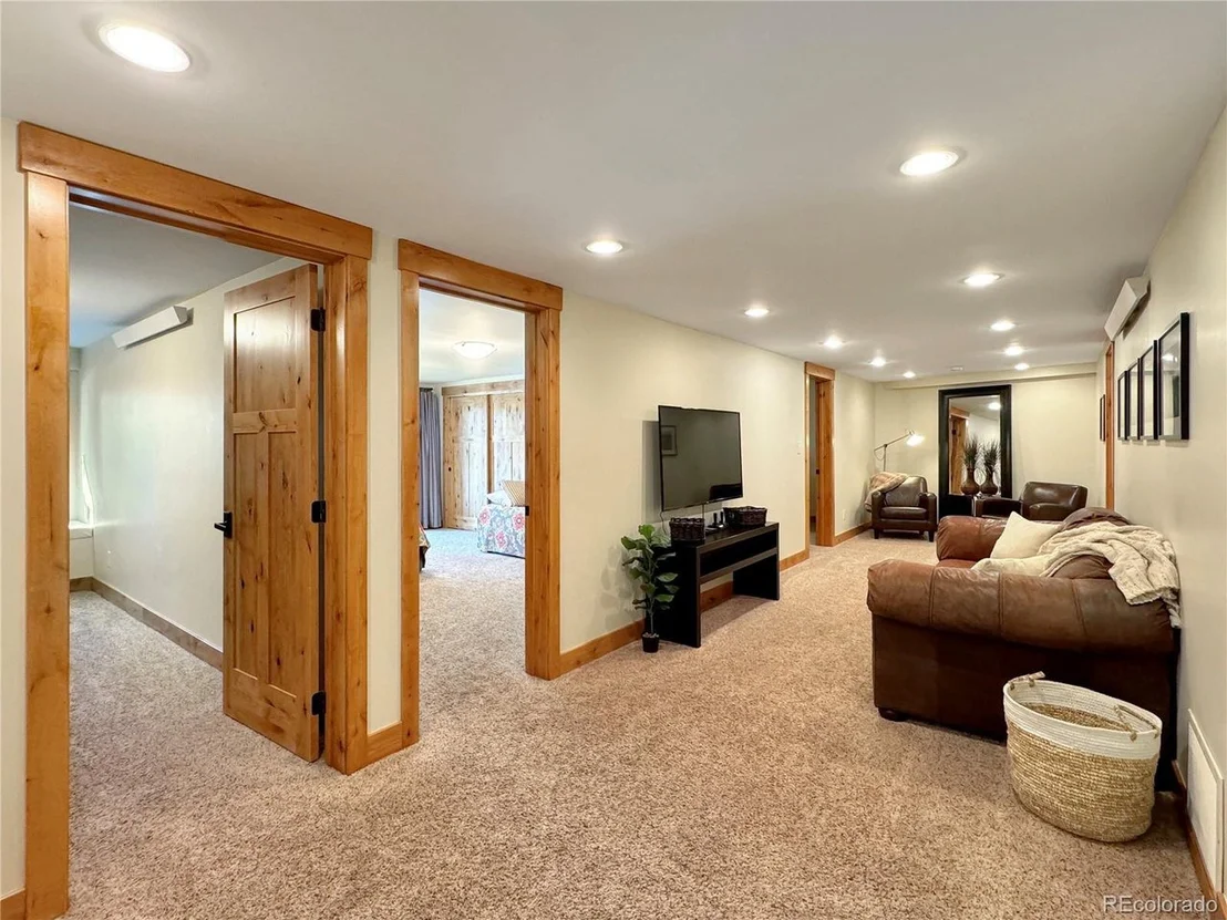 Photo of 230 Balsh Blvd