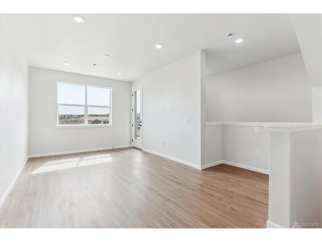 Photo of Unit 09104 at 441 Interlocken Blvd