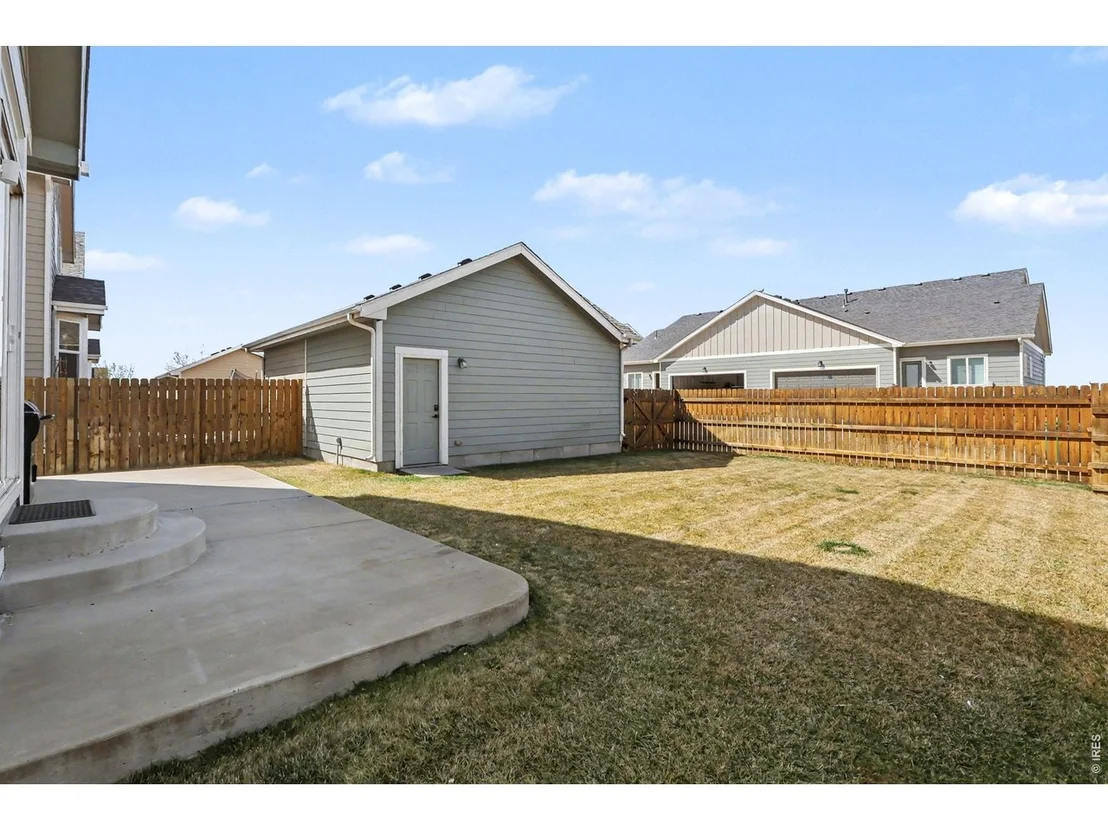 Photo of 670 Moonglow Dr