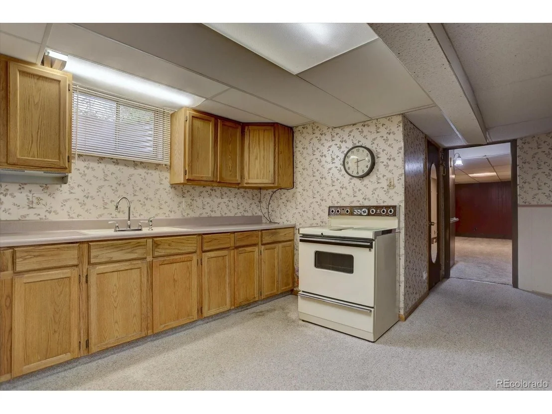 Photo of 9145 Grandview Ave