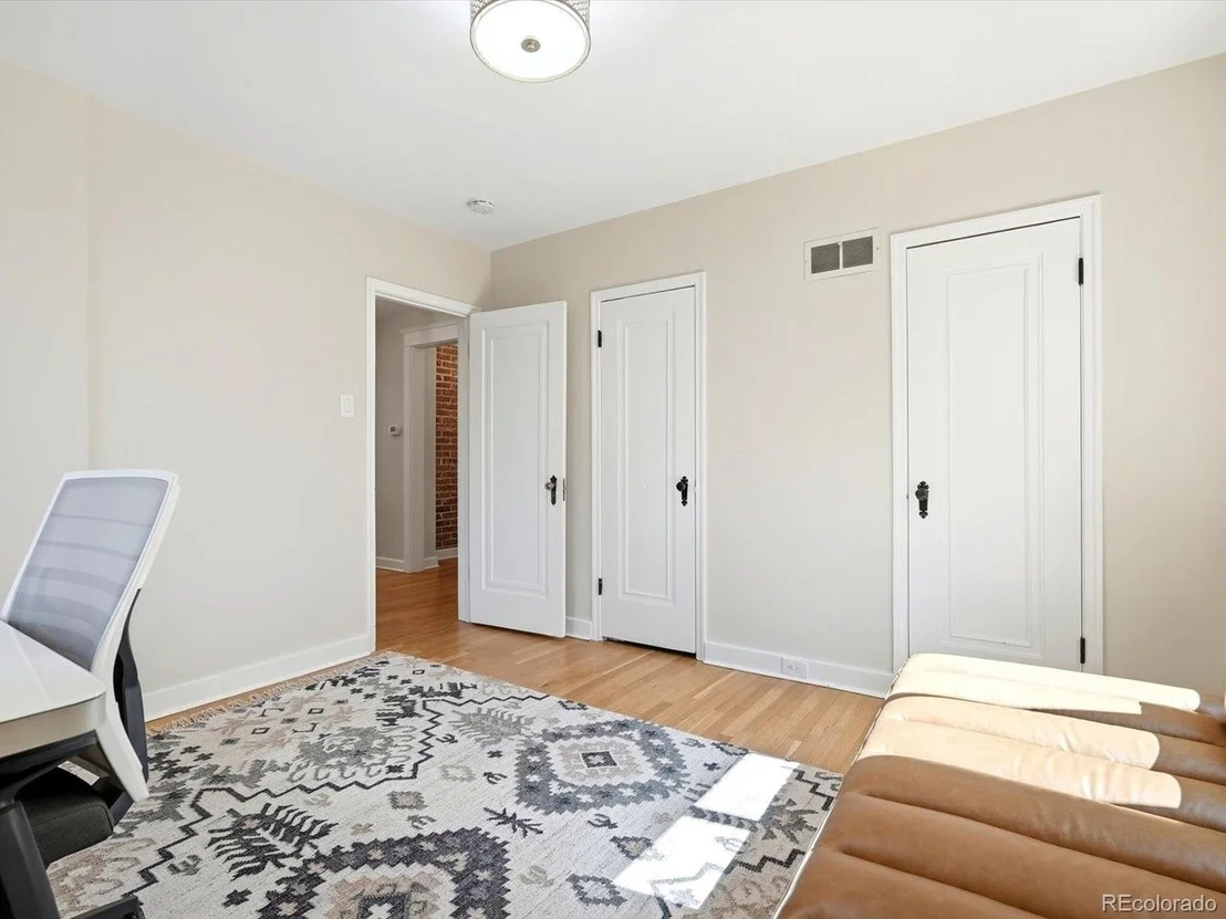 Photo of 2335 Kearney St