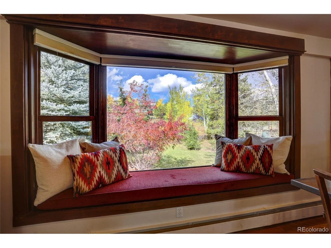 Photo of 25751 Village Cir