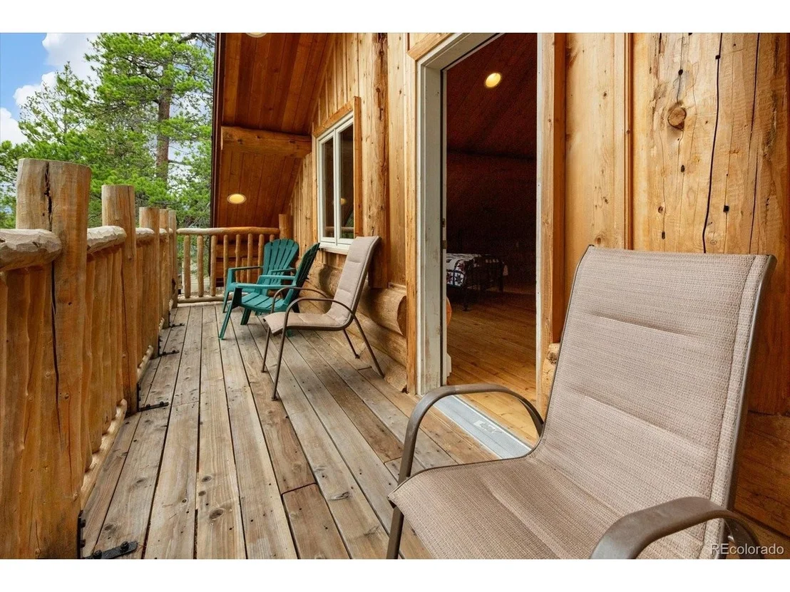 Photo of 682 Spruce Dr